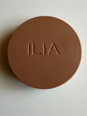 ILIA sunshift cream bronzer swatched once